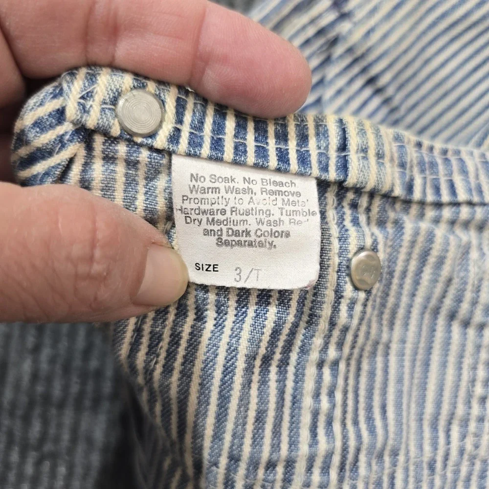 VTG Oshkosh Kids Blue and White Stripped Overalls Made in‎ USA Size 3T Railroad